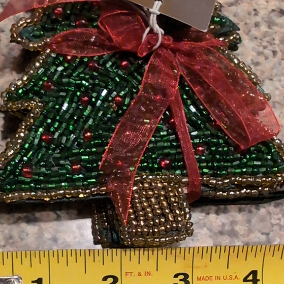 Pier 1 Green and Gold Beaded Christmas Tree Coasters - Picture 8 of 10